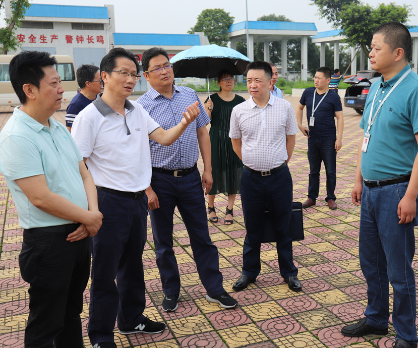 市人大常委會(huì)副主任成劍視察杰陽排水公司